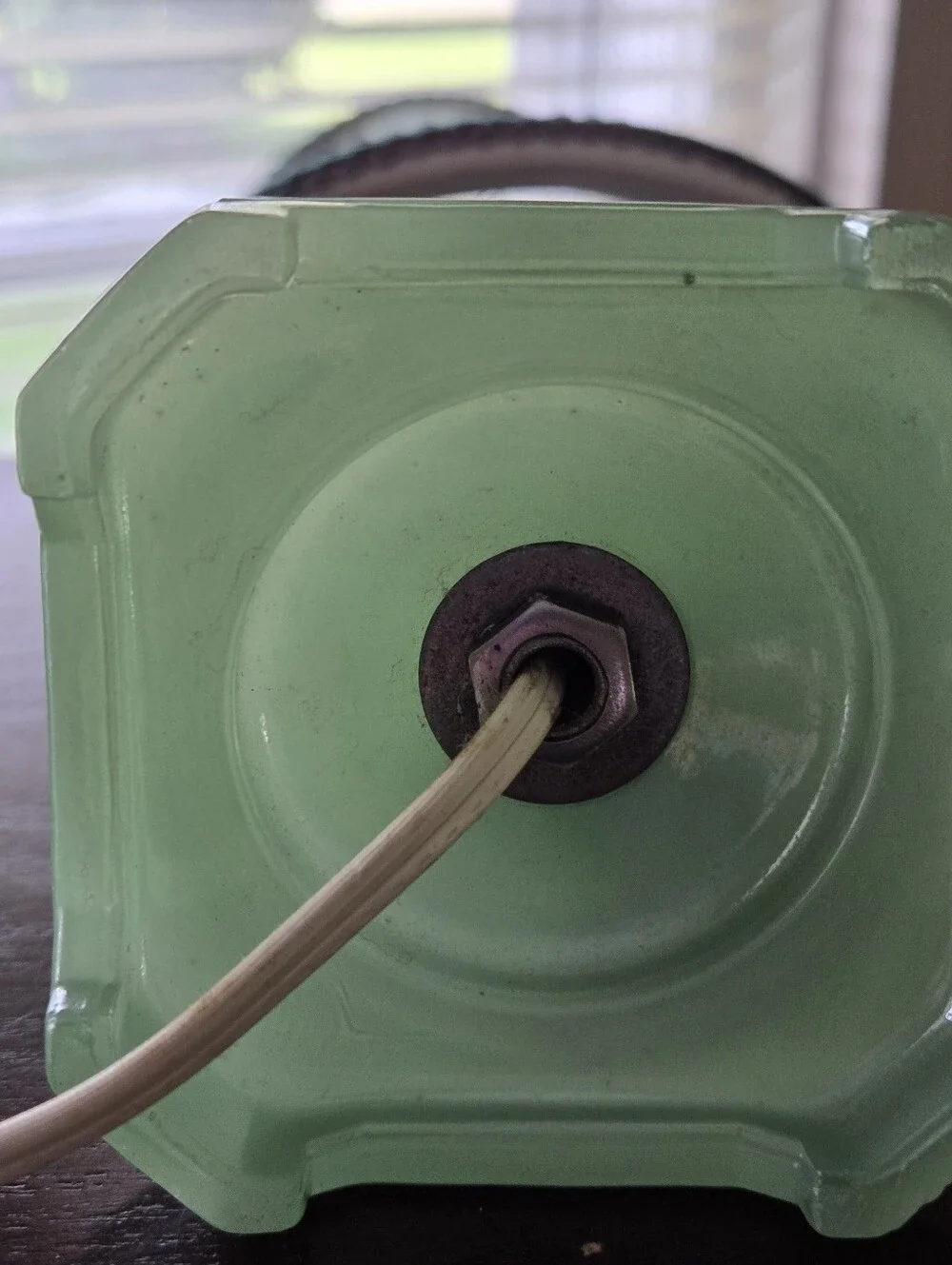 Antique Art Deco 1930's Bakelite And Jadeite Lampa
